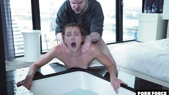 Даже обсохнуть не успела