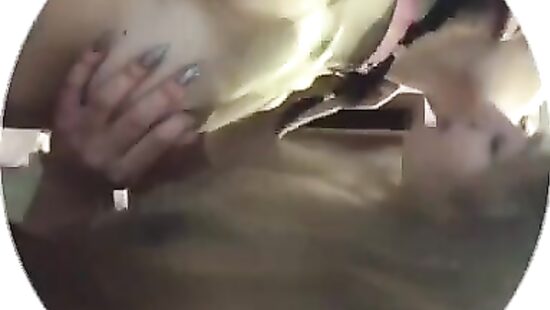 Полина из Одессы с подругой Катей