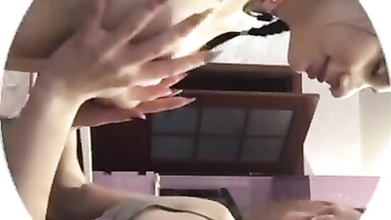 Полина из Одессы с подругой Катей