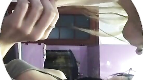 Полина из Одессы с подругой Катей