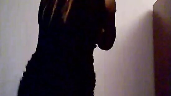 Стриптиз дома