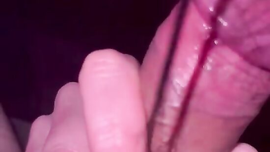 Моя шлюшка сосёт очень сочно