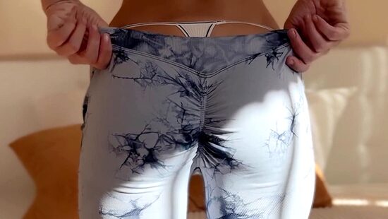 Леггинсы, что намекают на секс