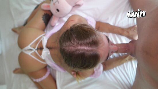 В концепции розового кролика