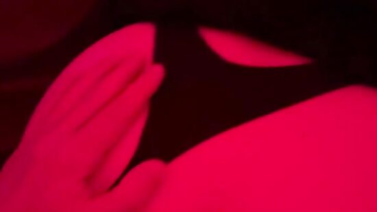 Скромненько