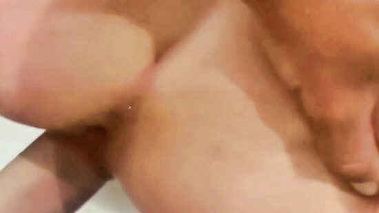 Киска подружки, мужу на днюшку