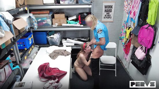 Отсос за пару «найков»