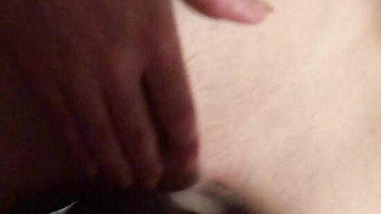 Пытается сделать приятно