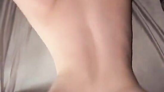 Мои развлечения с одной сексапильной малышкой!