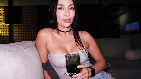 Пока не забыла, зачем пришла и кончила