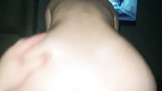 Обожает прыгать