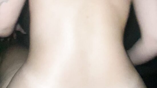 Обожает прыгать