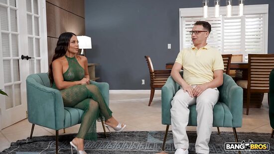 В потоке трусов сисько-инспекции