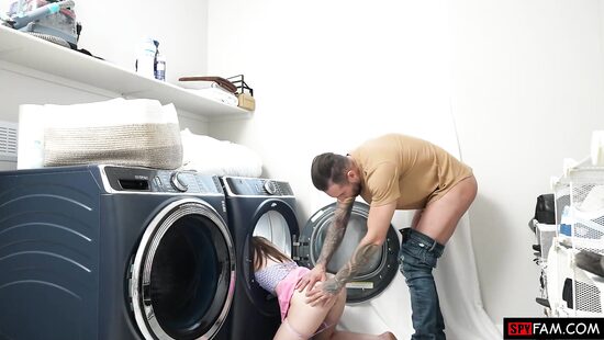 Просто так даже мухи не ебутся