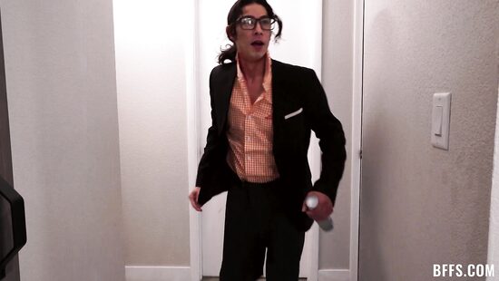 Разливное безумие на член менеджеру