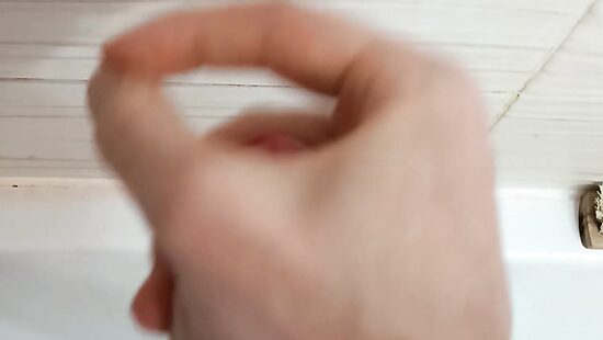 Снова в ванной)