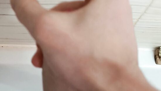 Снова в ванной)