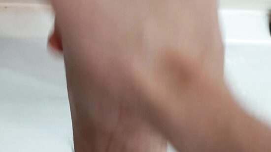 Снова в ванной)