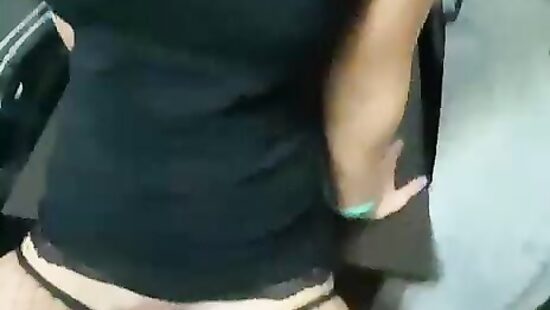 Катя М сосет