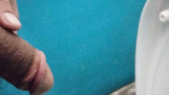 Пенис писает