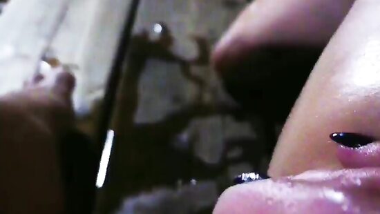 Ласкание киски в бане