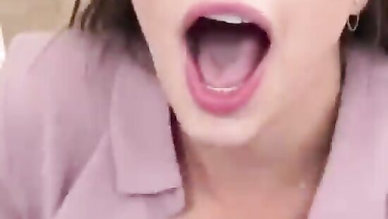 Вот тебе и торчащие сиськи