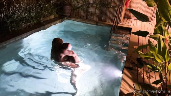 Заплыв за буйки и хуйки