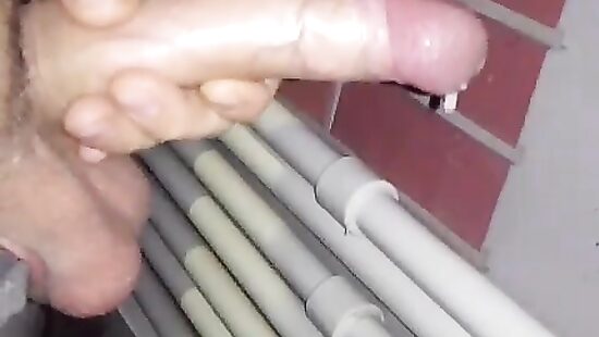 Много спермы