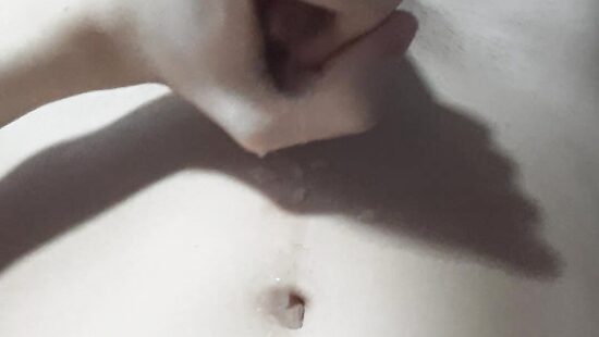 Случайно кончил)