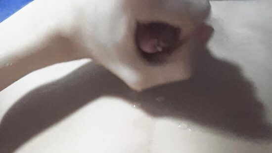 Случайно кончил)