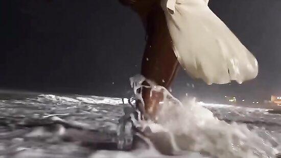 На таких батутах и в море не утонуть