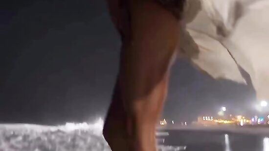 На таких батутах и в море не утонуть