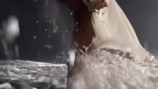 На таких батутах и в море не утонуть