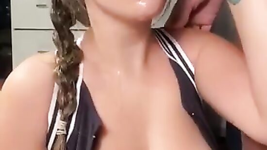 От мошонки на лицо всё идёт заподлицо