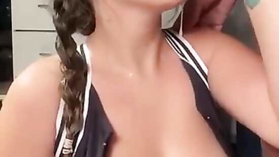 От мошонки на лицо всё идёт заподлицо