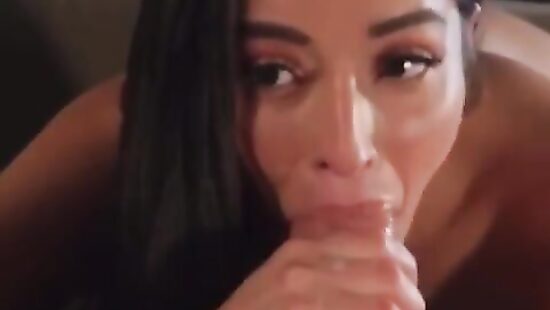 Руки делают, а член кончает