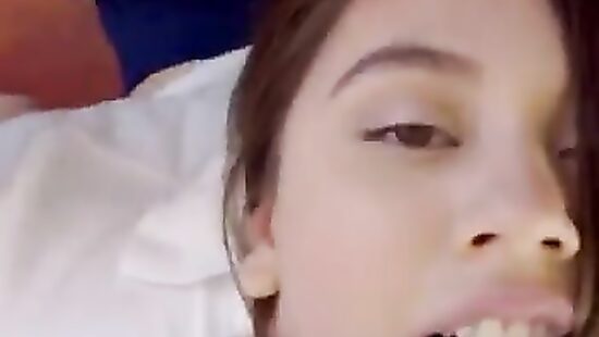 Кто-то жарит, кто-то масла подливает