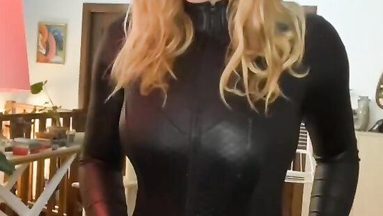 Со мной лучше не шутить, а то въе(вые)бу