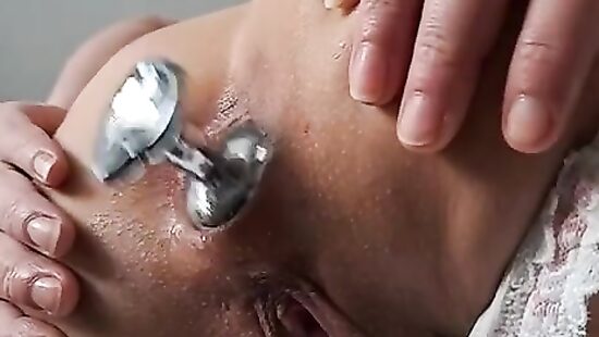 Как открыть шампанское без сквирта?