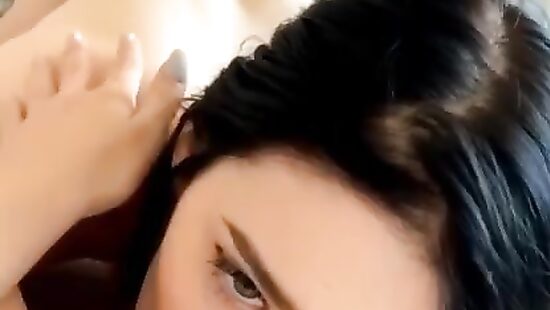 Не могла не помочь подружке