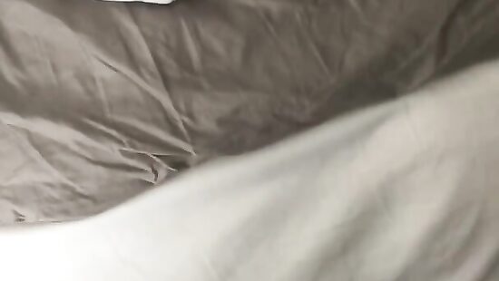 Снял вам видос, пока лысого гонял