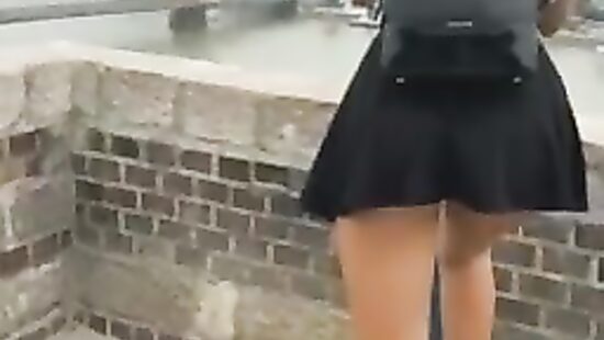 Охранники в ТЦ челюсти роняли