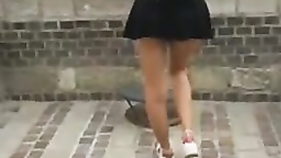 Охранники в ТЦ челюсти роняли